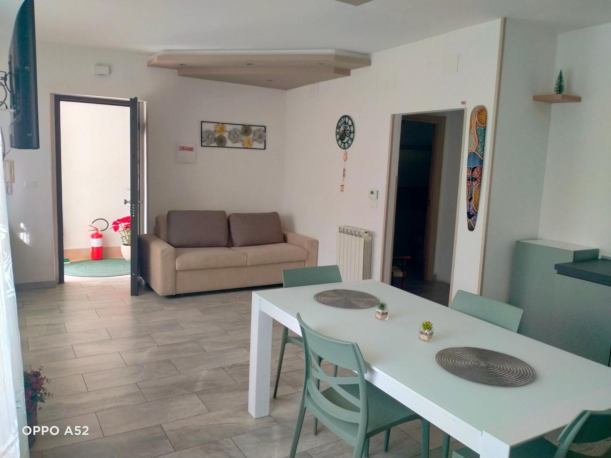Perla Di Mare Apartment Montesilvano Bagian luar foto